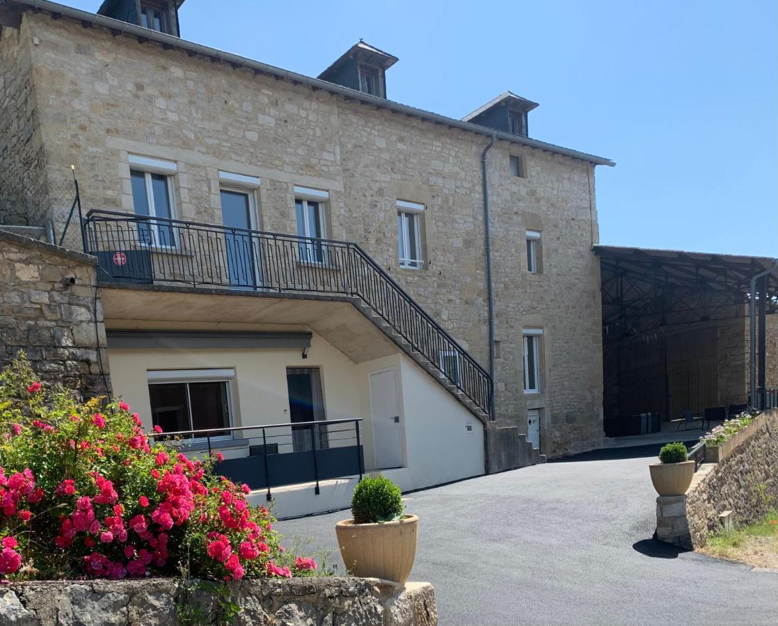 Gite 4 Etoiles - La Maison De Paul Coussergues Экстерьер фото
